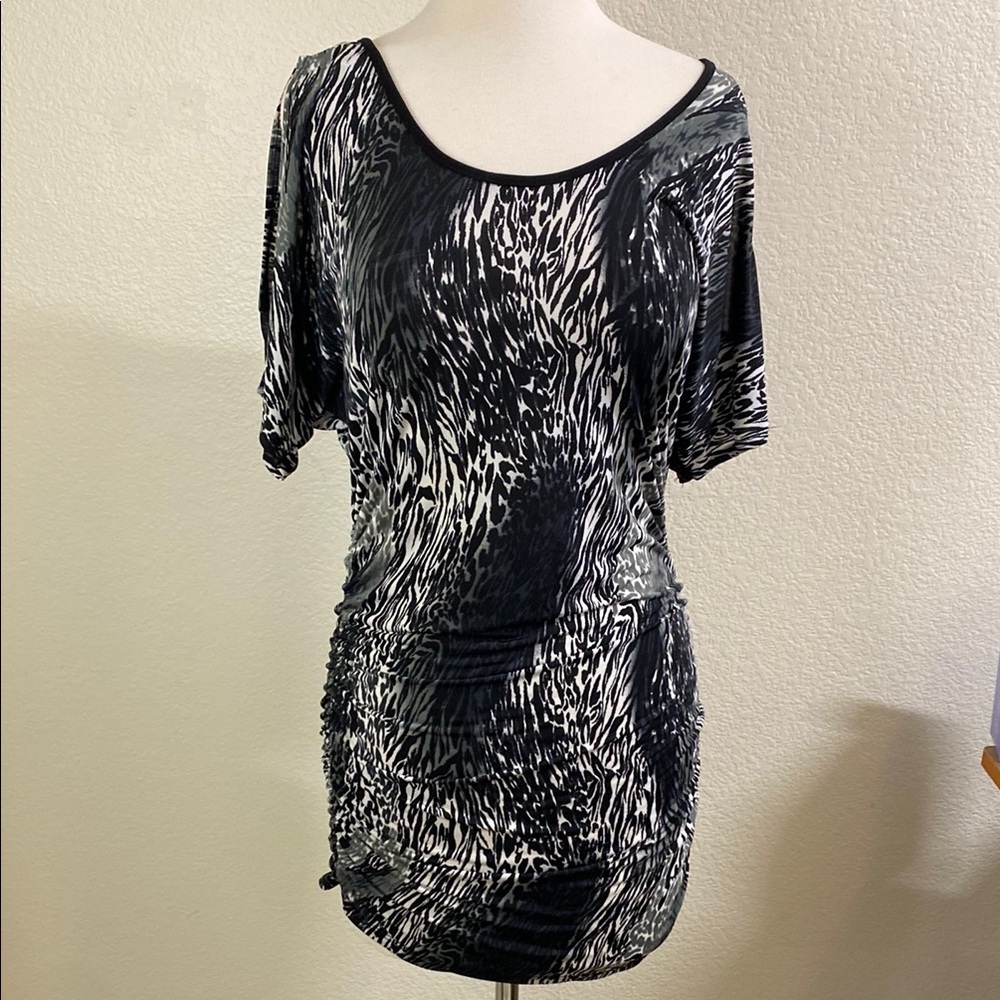 Kiwi‎ Monochrome Animal Print Tunic